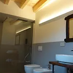 Nocleg ze śniadaniem Casale Bella.vista Pianello Del Lario
