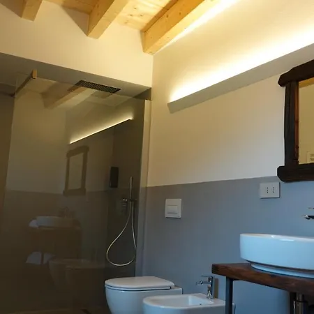 Bed and breakfast Casale Bella.vista Pianello Del Lario