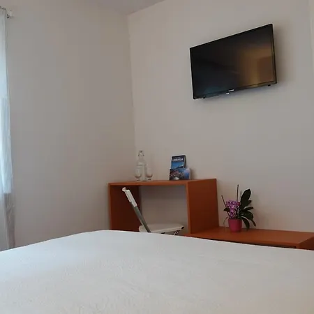 Casale Bella.vista Bed and breakfast Pianello Del Lario
