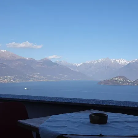 Casale Bella.vista Bed and Breakfast Pianello Del Lario